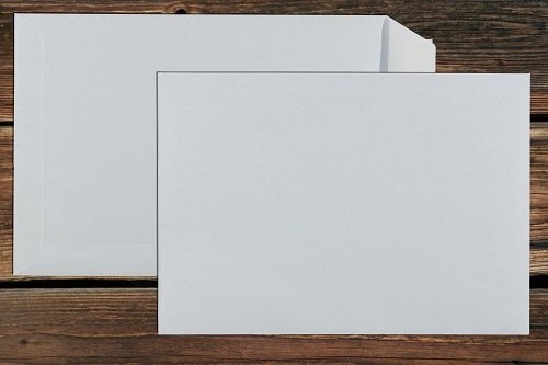 Versandtasche C5 weiss haftklebend ohne Fenster - 90g